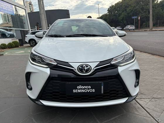 TOYOTA YARIS 1.5 16V FLEX XLS MULTIDRIVE TOYOTA YARIS 1.5 16V FLEX XLS MULTIDRIVE